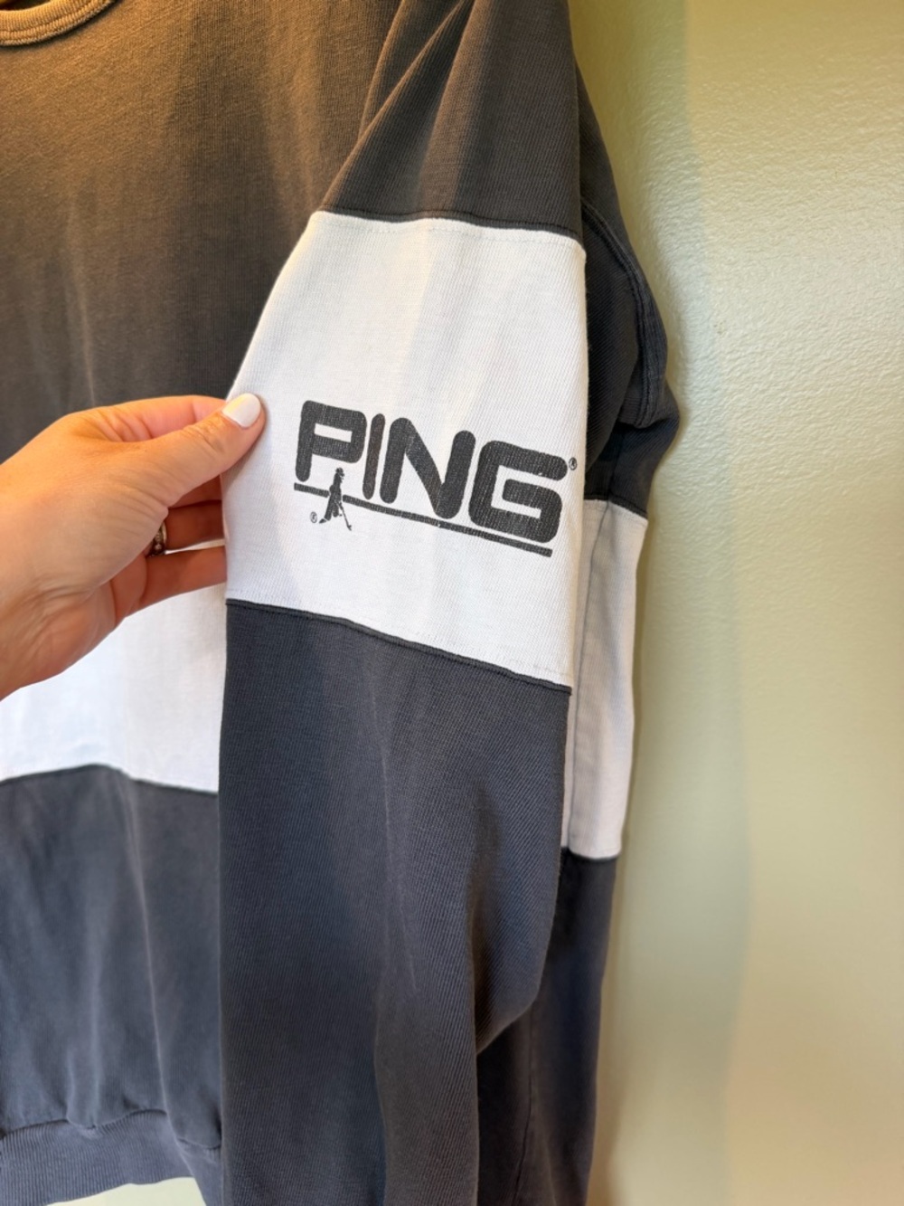 Mens 90s vintage Mr. Ping Spell Out crew neck, black & white, large,vintage golf